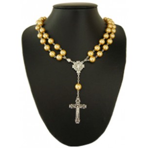 http://www.monticellis.com/1039-1089-thickbox/imitation-pearl-rosary-necklace-with-magnetic-clasp-gold-mm10.jpg