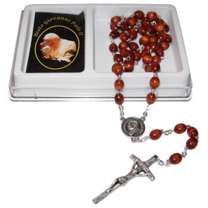 http://www.monticellis.com/3367-3627-thickbox/pope-john-paul-ii-wood-rosary-mm7x8-simple-link-natural-1555-01.jpg