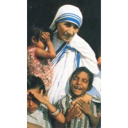 Holy card of the Mother Theresa and children cm.7x12- 2 3/4"x 4 3/4"