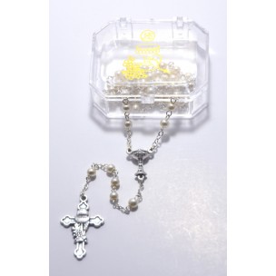 http://www.monticellis.com/4280-4988-thickbox/imitation-pearl-rosary-boxed.jpg